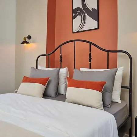 Spacious 3br 2bath Ac In Center - Santur D9 Apartment