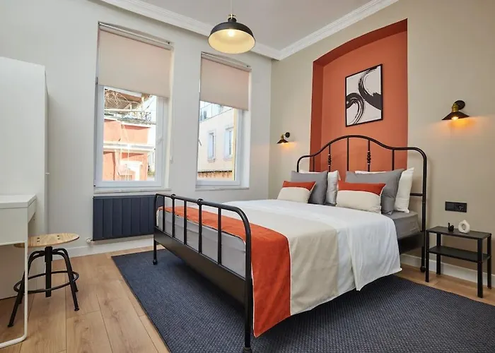 Spacious 3br 2bath Ac In Center - Santur D9 Istanbul