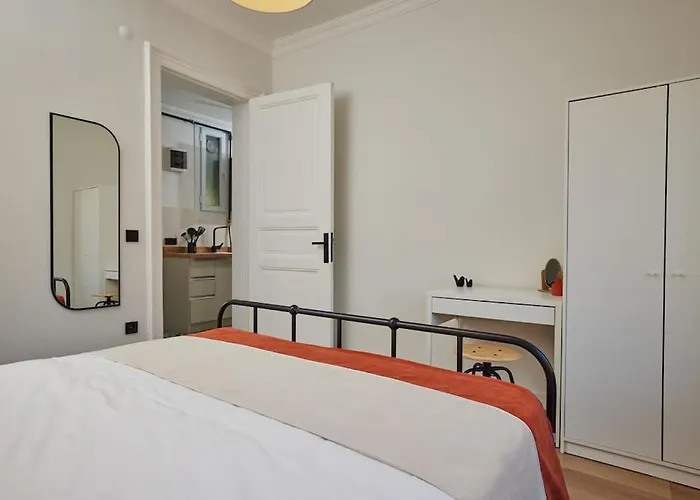 Spacious 3br 2bath Ac In Center - Santur D9 Apartment