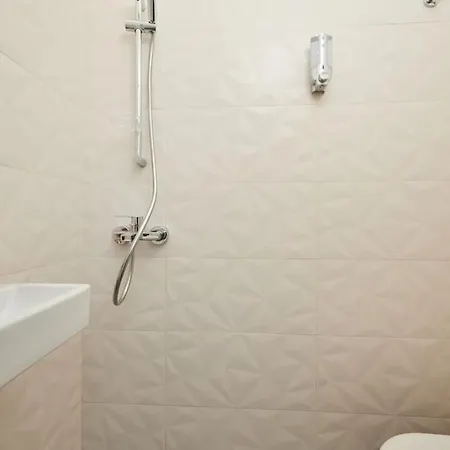 Spacious 3br 2bath Ac In Center - Santur D9 아파트